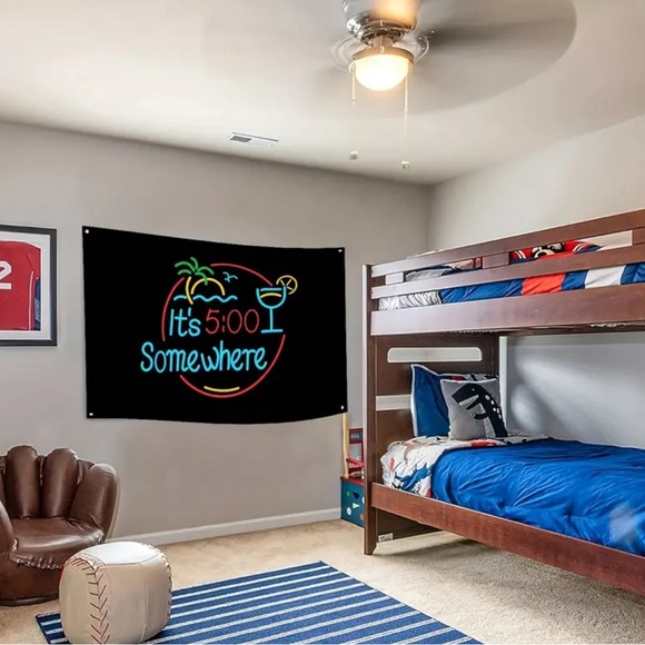 BOGO NEW IT’S 5 O’CLOCK SOMEWHERE DECORATION 3’x5’ - Picture 4 of 5